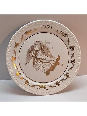 VTG The Second Spode Christmas Plate 1971 Decorative Gold Angel 8 Inches